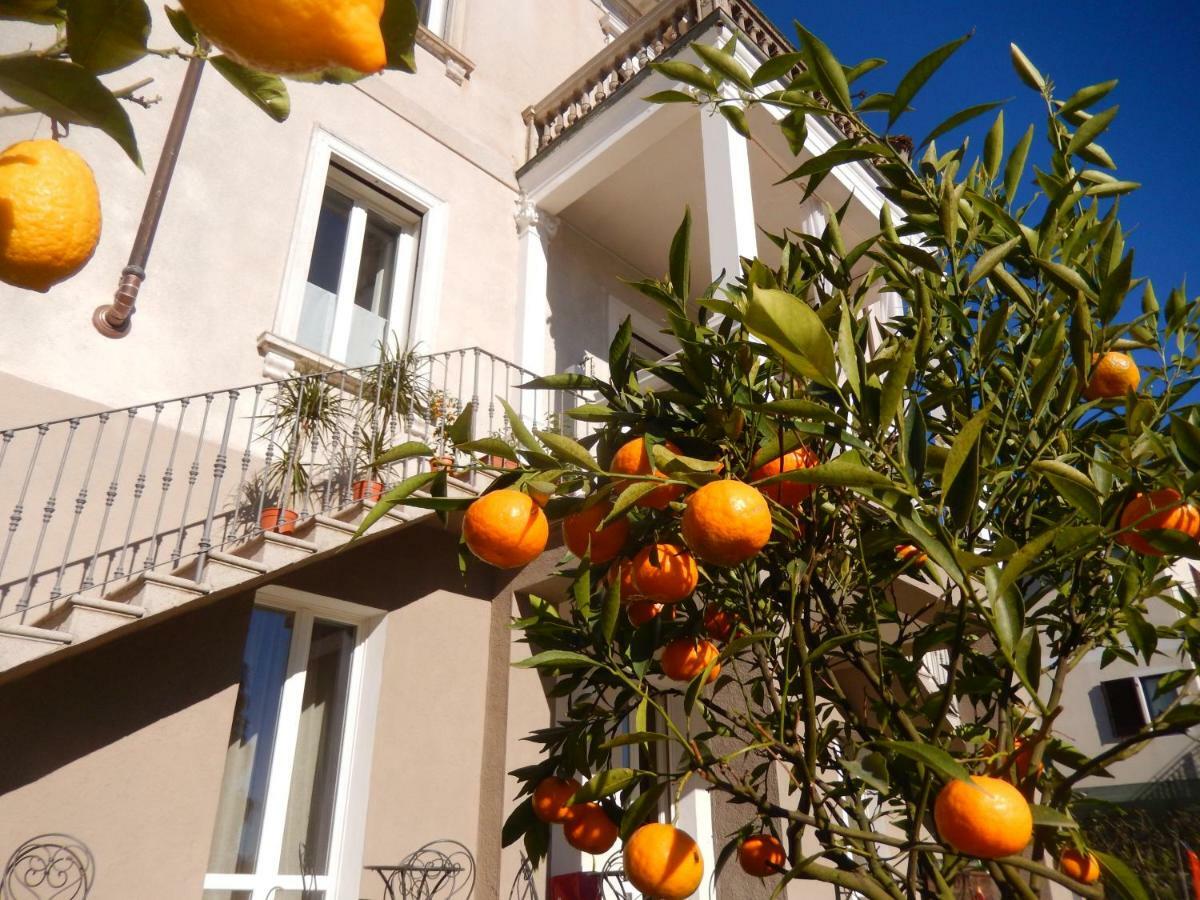White Lilac Romantic B&B - Adults Only Arona Exterior photo